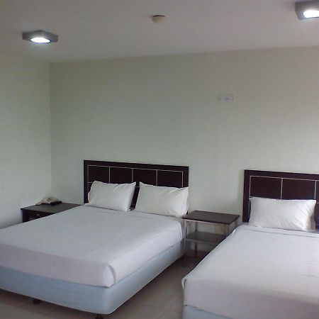 Hotel Orient ยะโฮร์บาห์รู ภายนอก รูปภาพ
